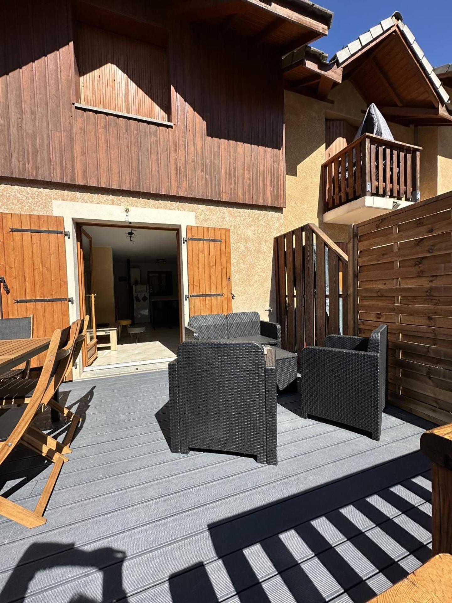 T3 Au Plan D'Eau D'Embrun Avec Garage Et Terrasse Διαμέρισμα Εξωτερικό φωτογραφία